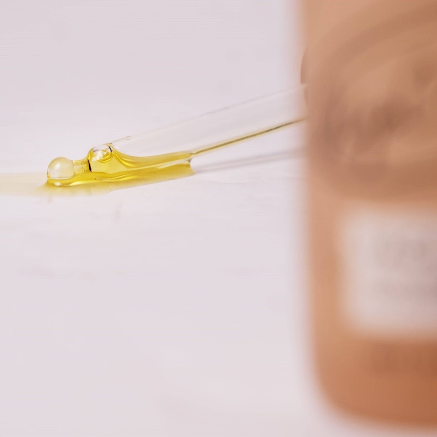 Collagen Boosting Facial Oil - Serum with Coffee + Rosehip: Pipette