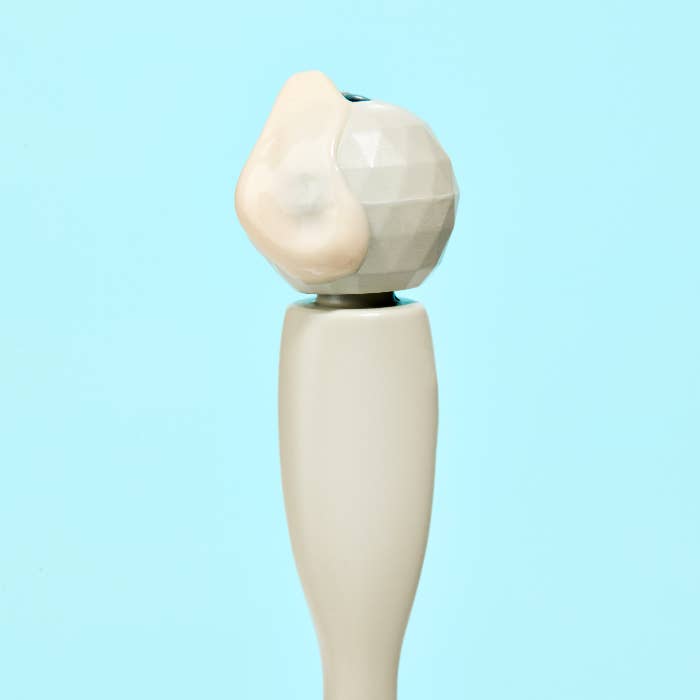 Plastic Free Eco Eye Roller for dark circles + puffy eyes