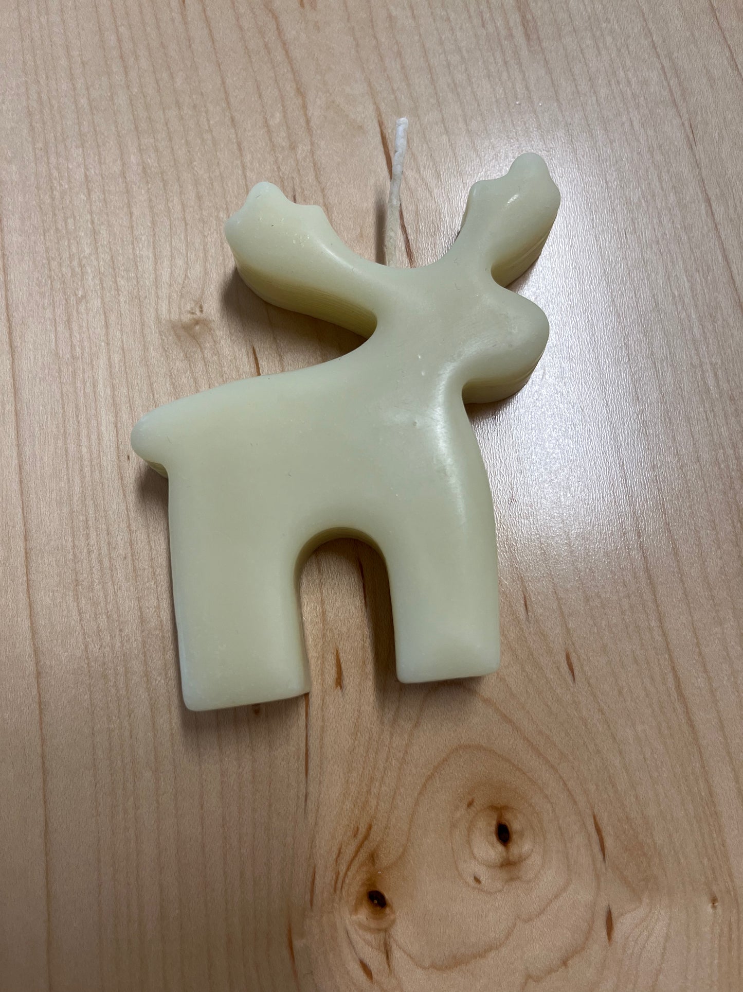Reindeer Candle - 100% Beeswax Candle