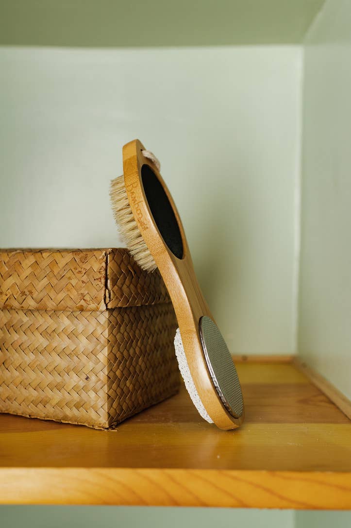 Bamboo Exfoliating Foot Pedicure Tool | Holiday Bestseller