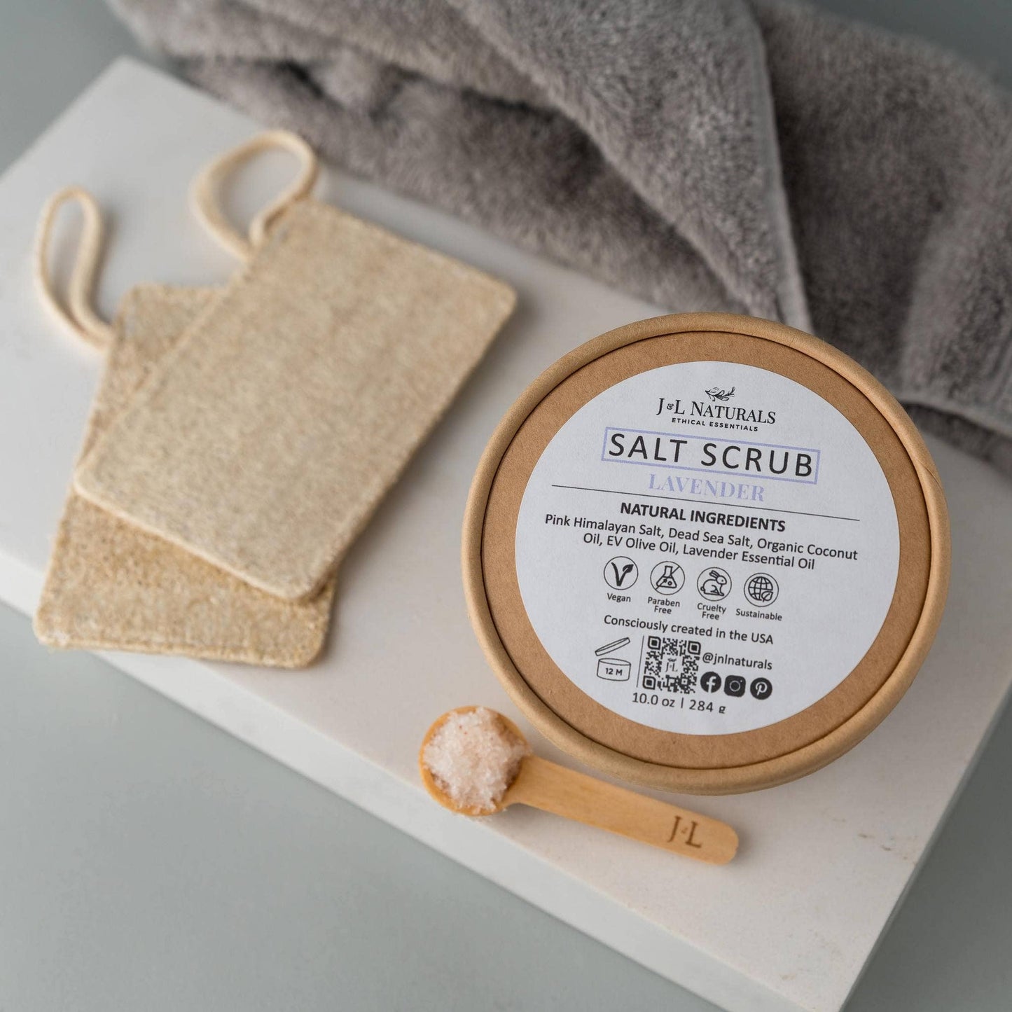 Salt Scrub: 4 oz / Bergamot & Eucalyptus