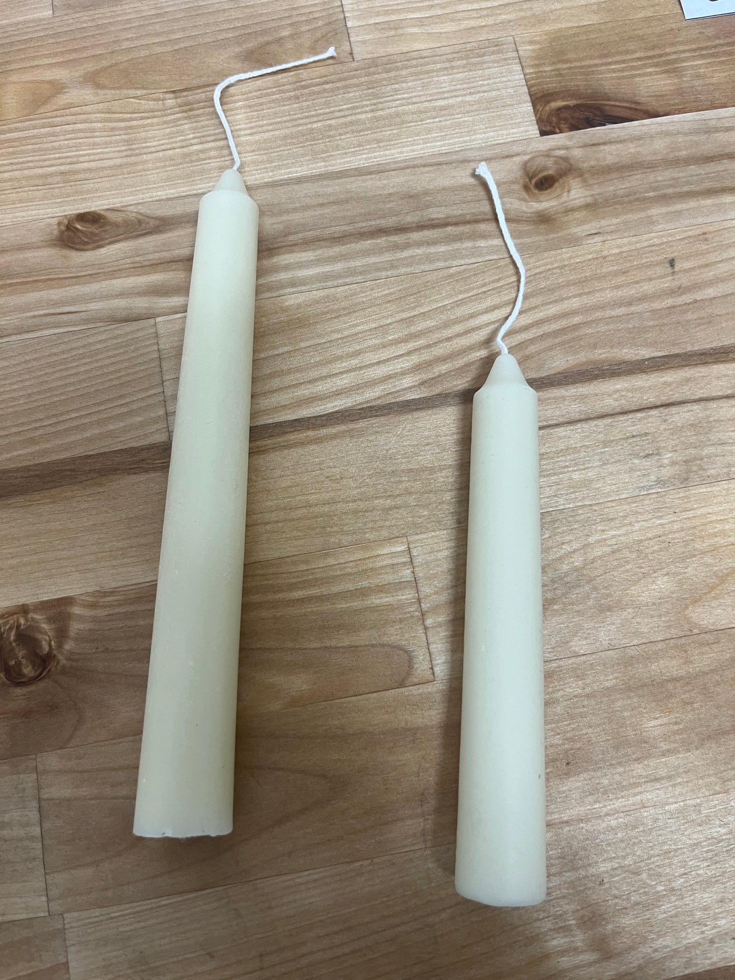Taper Candle - 100% Beeswax